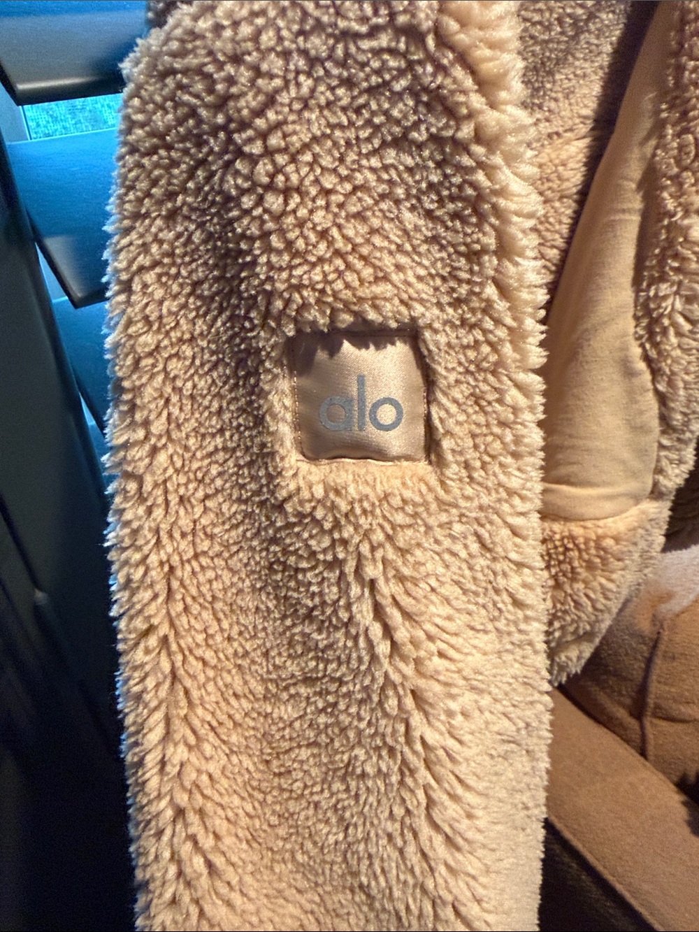 Alo Women’s Faux-Sherpa Zip Jacket - Camel - Picture 3 of 4